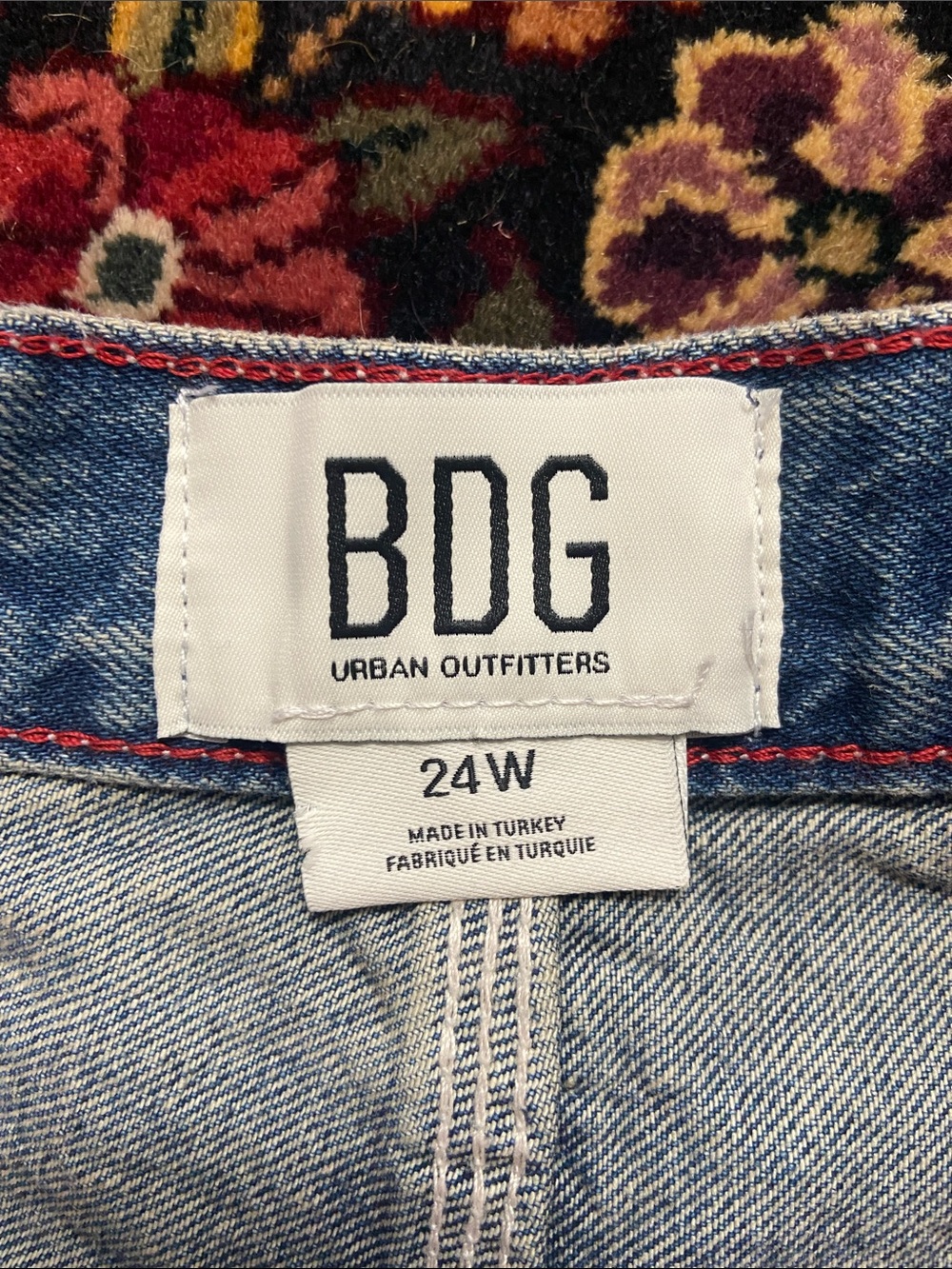 BDG Urban Outfitters Light Wash Denim Shorts - Blue - Picture 2 of 6